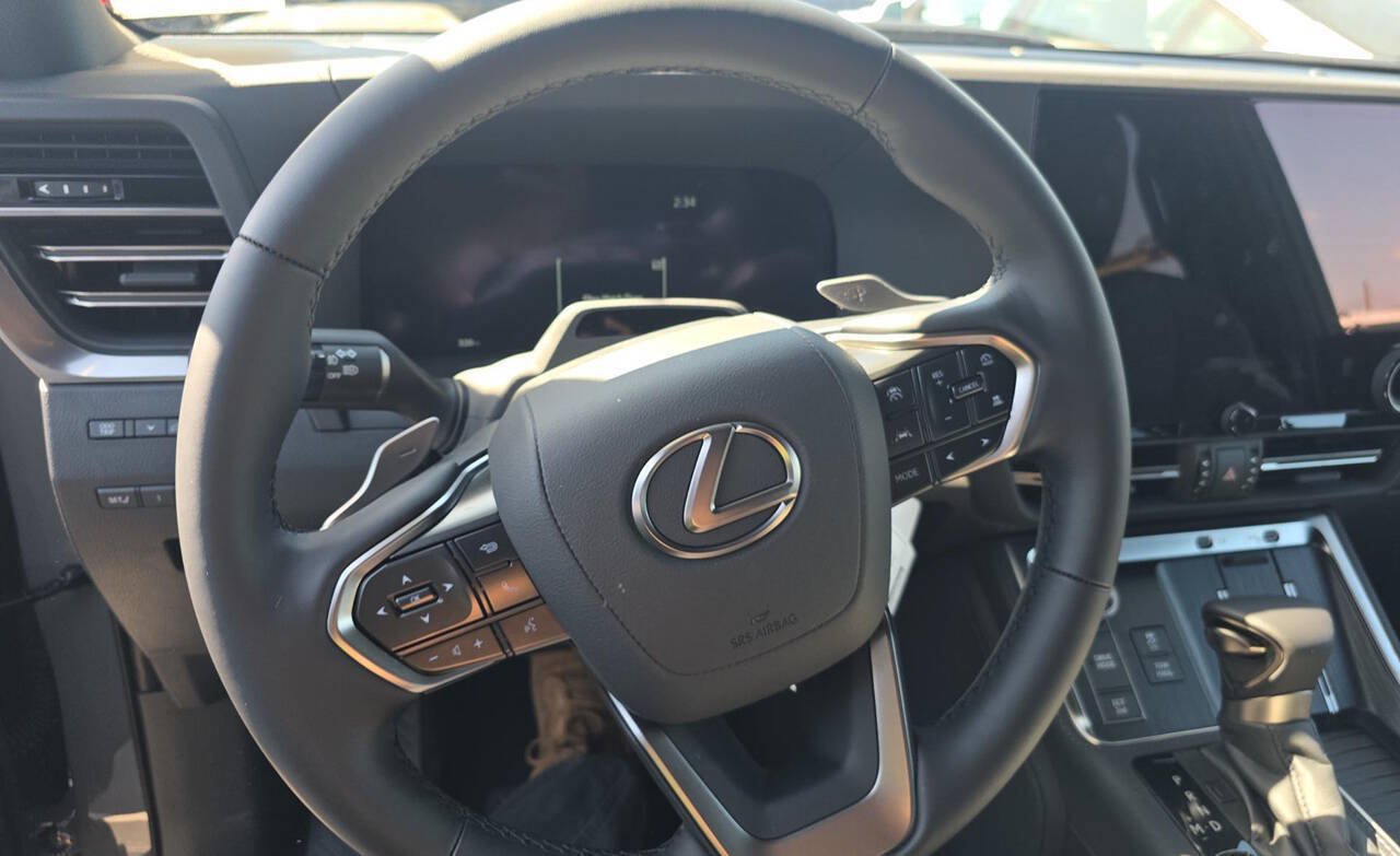 Used 2026 Lexus GX 550 w/ Cold Area Package AWD/4WD image 7