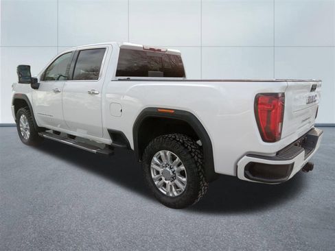 Used 2022 GMC Sierra 2500 Denali image 3