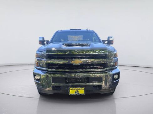 Used 2019 Chevrolet Silverado 3500 LTZ w/ Duramax Plus Package AWD/4WD image 8
