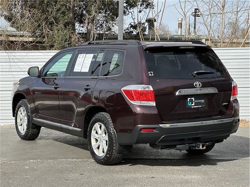 Used 2013 Toyota Highlander SE image 3