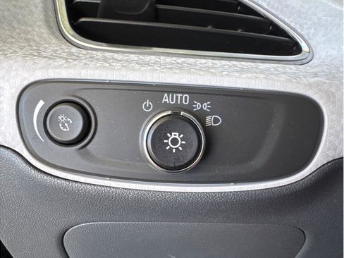 Used 2017 Chevrolet Bolt LT FWD image 23