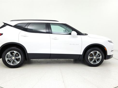 Used 2024 Chevrolet Blazer LT w/ Convenience Package image 5