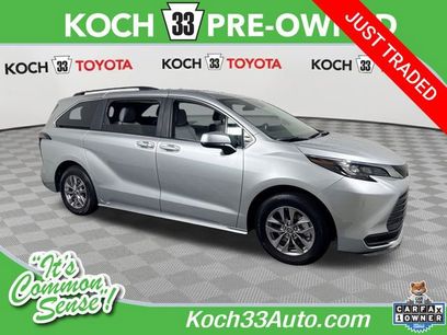 Certified 2025 Toyota Sienna LE