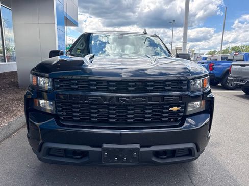 Used 2022 Chevrolet Silverado 1500 Custom AWD/4WD image 3
