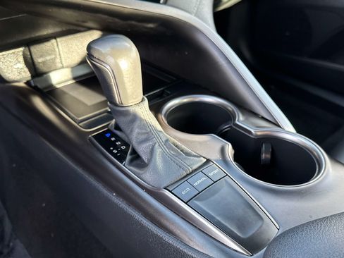 Used 2023 Toyota Camry SE FWD image 21