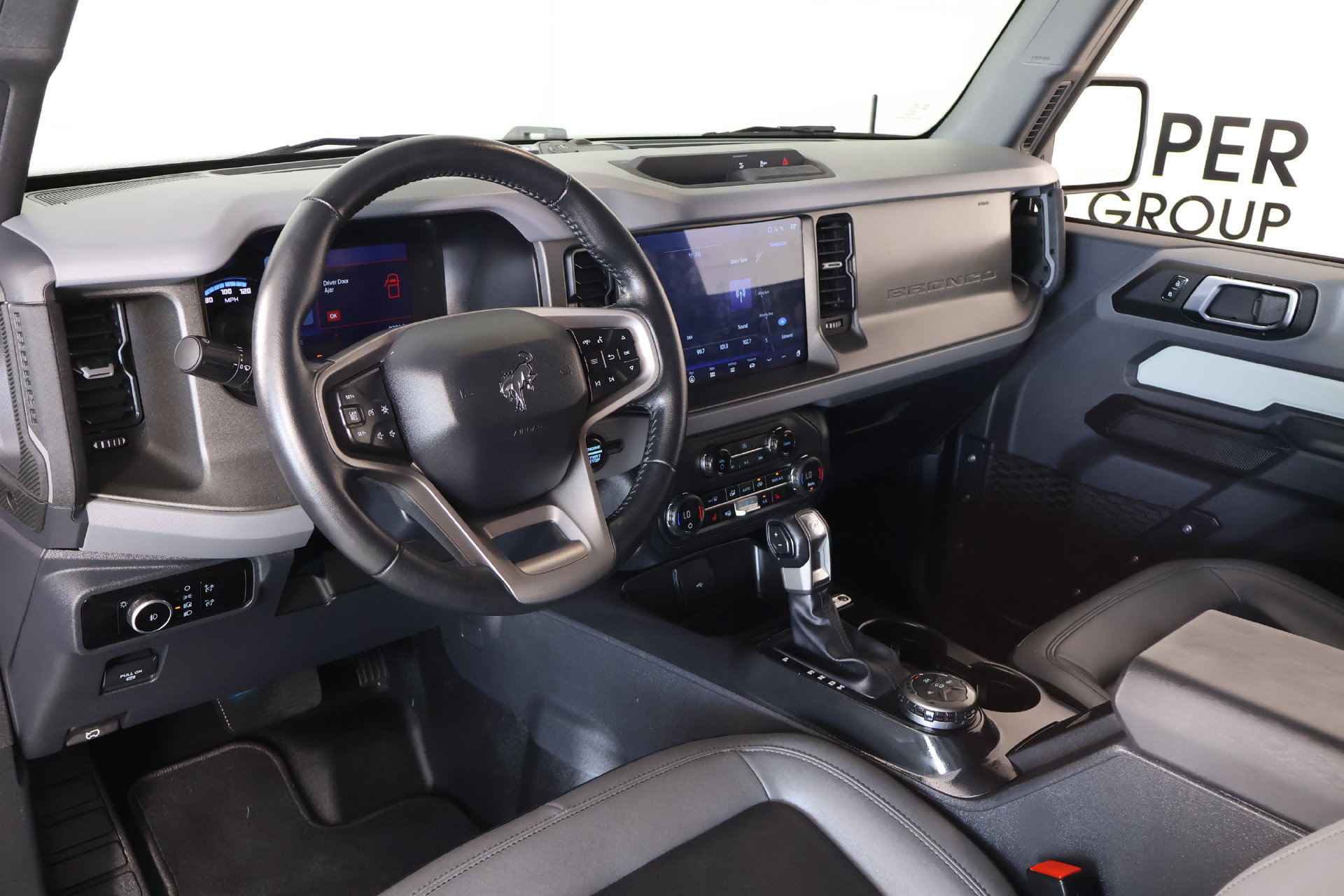 Used 2024 Ford Bronco Big Bend AWD/4WD image 2