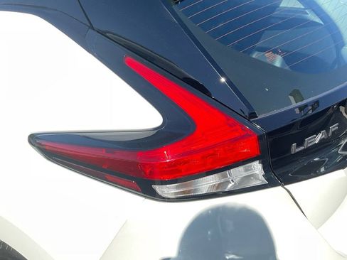 Used 2023 Nissan Leaf SV Plus image 36