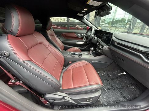 Used 2025 Ford Mustang GT Premium RWD image 22