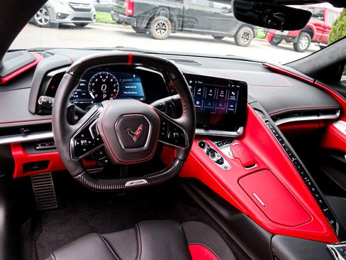 Used 2024 Chevrolet Corvette Z06 RWD image 28