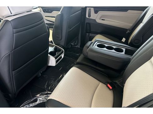 New 2026 Honda Odyssey Elite image 14