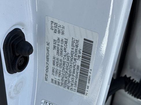 Certified 2019 Honda CR-V EX image 41