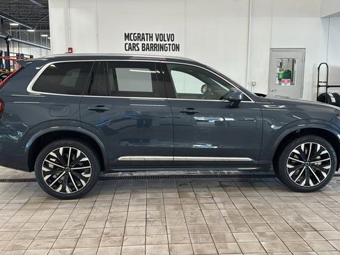 Used 2026 Volvo XC90 B6 Plus w/ Protection Package Premier image 4