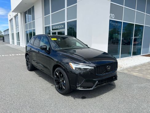 New 2025 Volvo XC60 B5 Ultra w/ Climate Package image 2