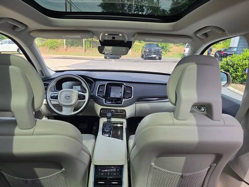Used 2017 Volvo XC90 T6 Momentum w/ Vision Package AWD/4WD image 25