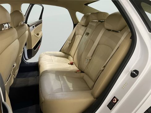 Used 2017 Genesis G80 3.8 image 13