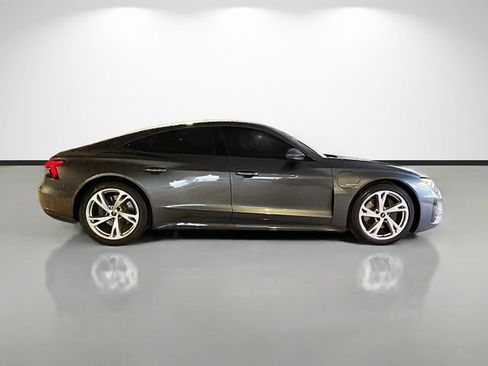 Used 2024 Audi e-tron GT Premium Plus AWD/4WD image 2