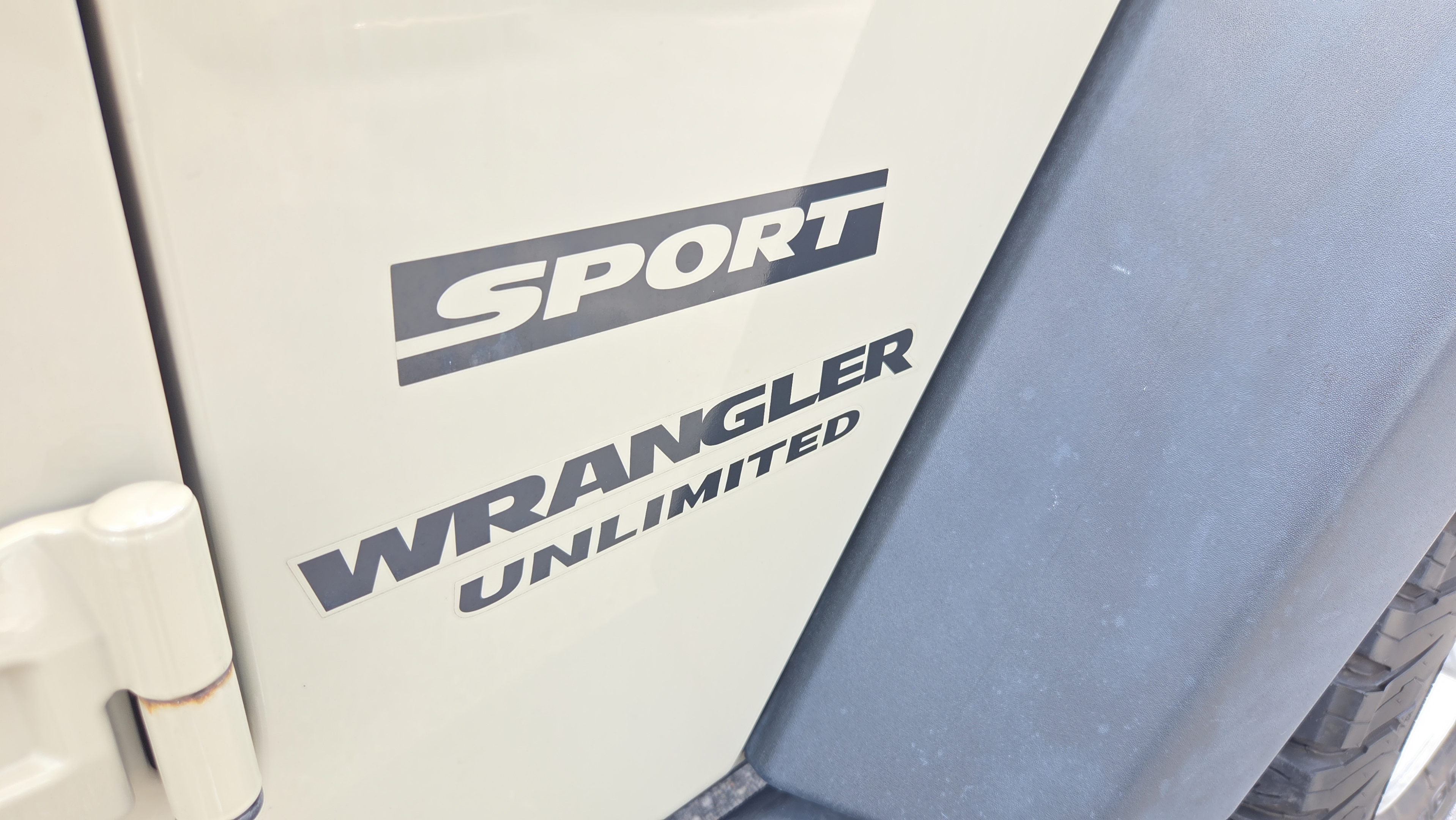 Used 2017 Jeep Wrangler Unlimited Sport w/ Quick Order Package 24S AWD/4WD image 29