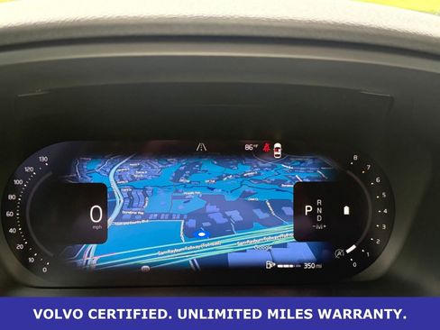 Certified 2025 Volvo V60 B5 Cross Country Plus AWD/4WD image 17