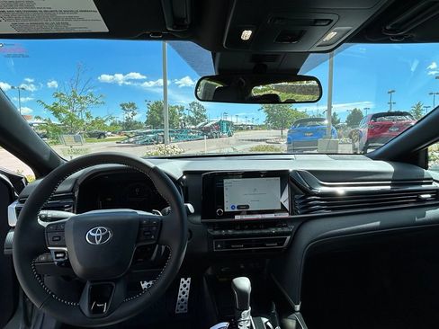 Used 2026 Toyota Camry SE FWD image 12