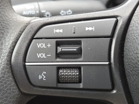 Certified 2025 Honda Accord LX image 10