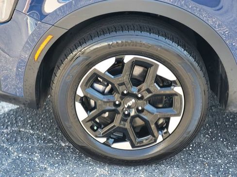 Certified 2025 Kia Sorento S AWD/4WD image 8