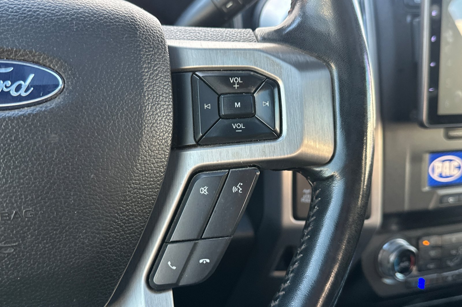 Used 2019 Ford F250 Platinum w/ Platinum Ultimate Package AWD/4WD image 36