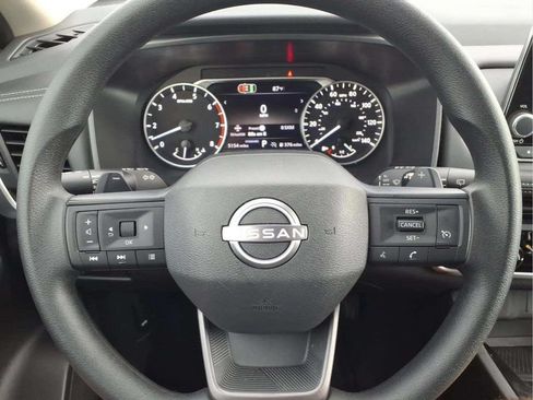 Used 2026 Nissan Rogue S FWD image 16