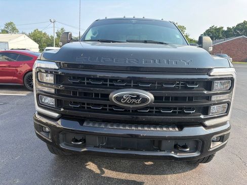 Used 2024 Ford F250 XLT w/ Black Appearance Package AWD/4WD image 5