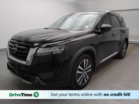 Used 2022 Nissan Pathfinder Platinum image 1