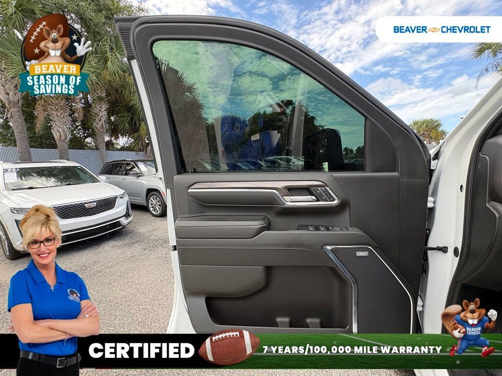 Used 2024 Chevrolet Silverado 3500 LTZ w/ LTZ Convenience Package AWD/4WD image 32