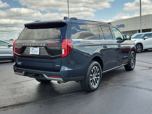 Certified 2025 Ford Expedition Max Platinum AWD/4WD image 4