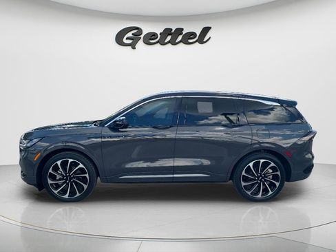 Used 2024 Lincoln Nautilus Black Label AWD/4WD image 8