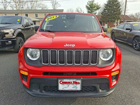 Certified 2023 Jeep Renegade Latitude image 8