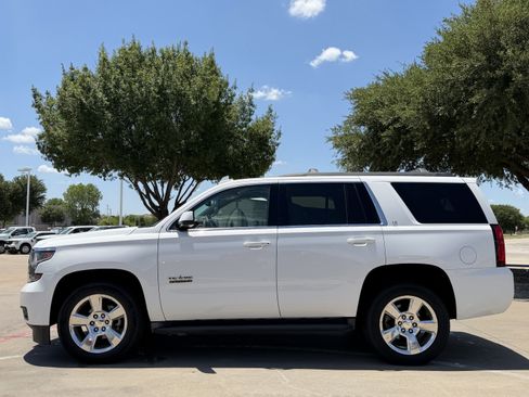 Used 2015 Chevrolet Tahoe LT w/ Luxury Package RWD image 4