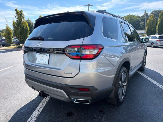Certified 2023 Honda Pilot Touring image 6