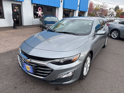 Certified 2024 Chevrolet Malibu LT image 2