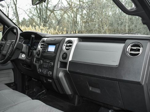 Used 2013 Ford F150 XLT w/ Luxury Equipment Group image 18
