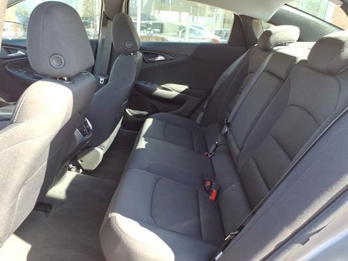 Used 2024 Chevrolet Malibu LT FWD image 5