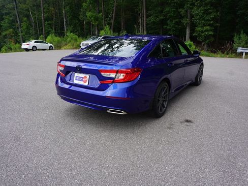 Used 2018 Honda Accord Sport image 19
