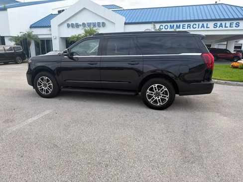 Used 2025 Ford Expedition Max Active RWD image 8