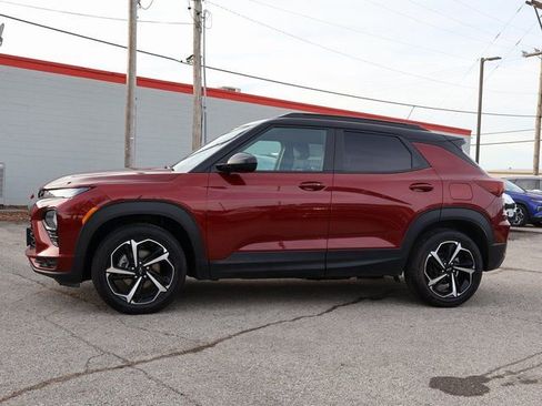 Used 2023 Chevrolet TrailBlazer RS w/ Sun and Liftgate Package image 4