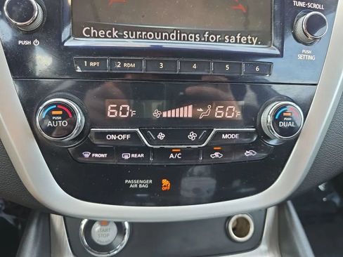 Used 2017 Nissan Murano S AWD/4WD image 31