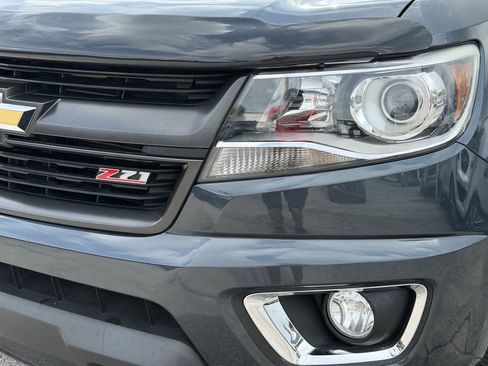Used 2019 Chevrolet Colorado Z71 RWD image 10
