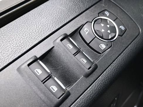 Used 2019 Ford F150 Platinum w/ Equipment Group 701A Luxury image 14