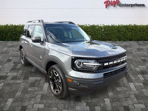 Used 2023 Ford Bronco Sport Outer Banks AWD/4WD image 8