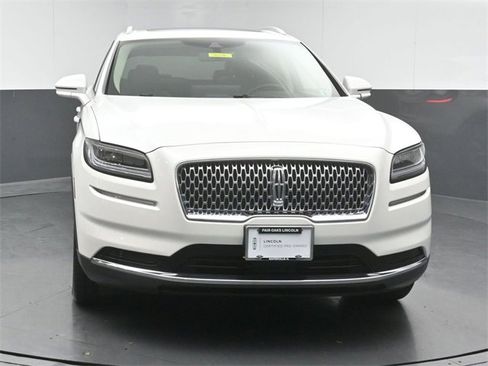 Certified 2023 Lincoln Nautilus Reserve w/ Luxury Package image 2