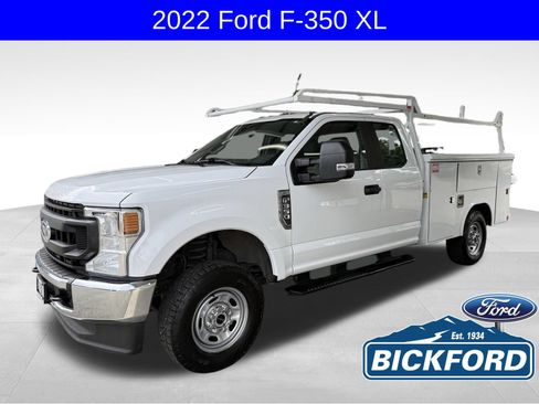 Used 2022 Ford F350 XL w/ Power Equipment Group AWD/4WD image 1