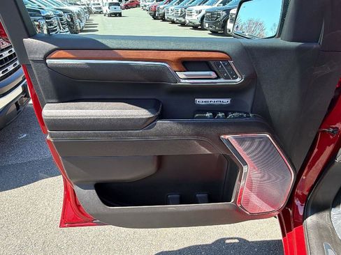 Used 2023 GMC Sierra 1500 Denali AWD/4WD image 14