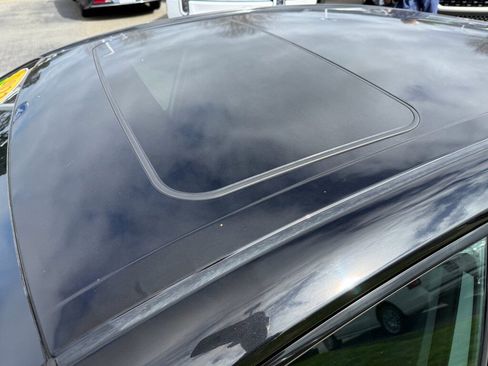 Used 2022 Toyota Camry XSE w/ Navigation Upgrade Package image 11