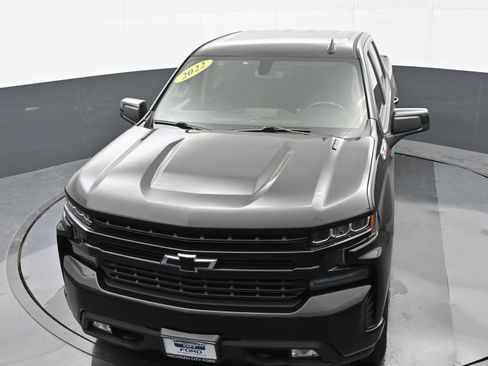 Used 2022 Chevrolet Silverado 1500 RST w/ Z71 Off-Road Package AWD/4WD image 32